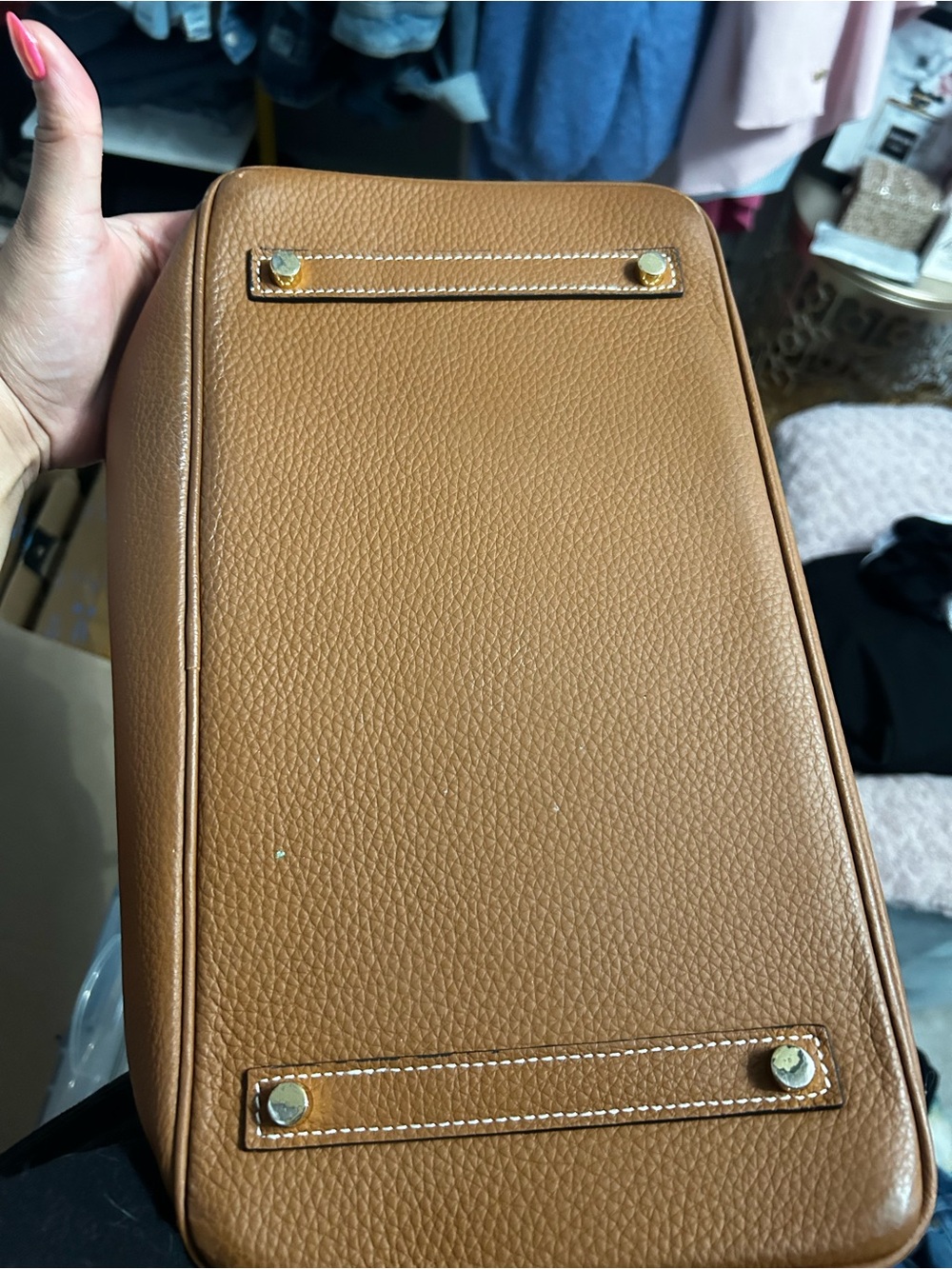 Classic Leather Tote Bag in Cognac with Gold Hardware - Picture 10 of 13